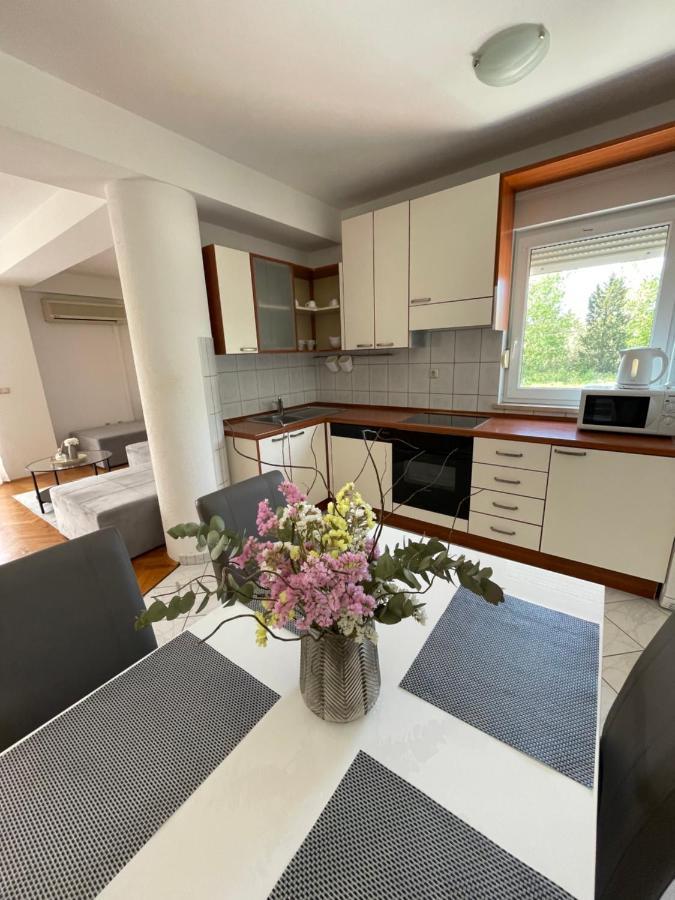 Apartments Vip Сплит Екстериор снимка