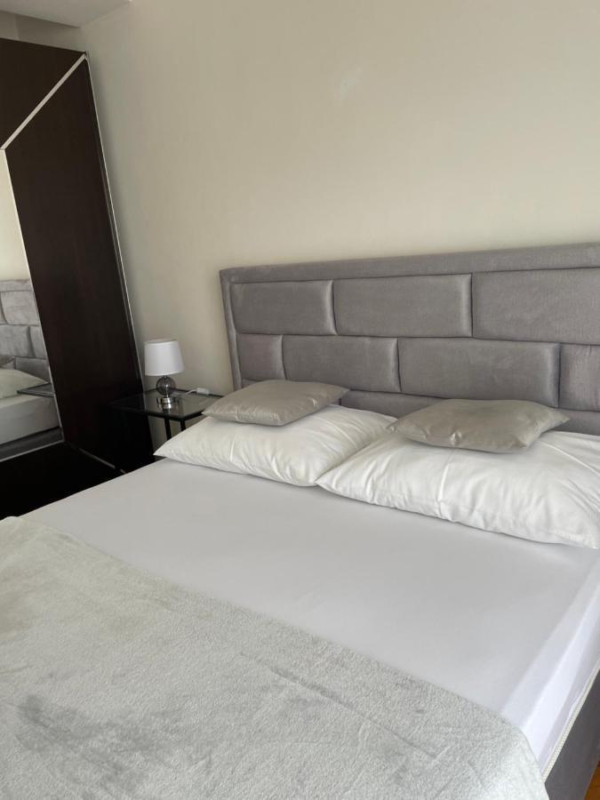Apartments Vip Сплит Екстериор снимка